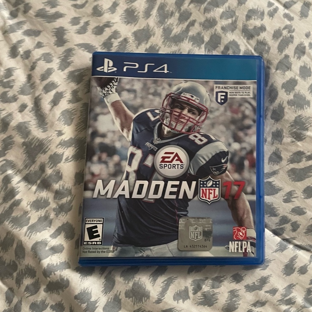 Madden NFL 17 (PS4) - Blue Case
